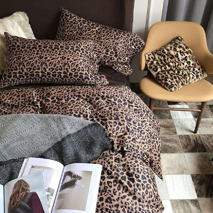 LifeTB Leopard Print Comforter Set Queen Size Animal Cheetah Printed Comforter Soft Fluffy Brown/Black Floral Bedding Comforter with 2 Pillowcases Farmhouse Leopard Pattern Queen Size Comforter Set