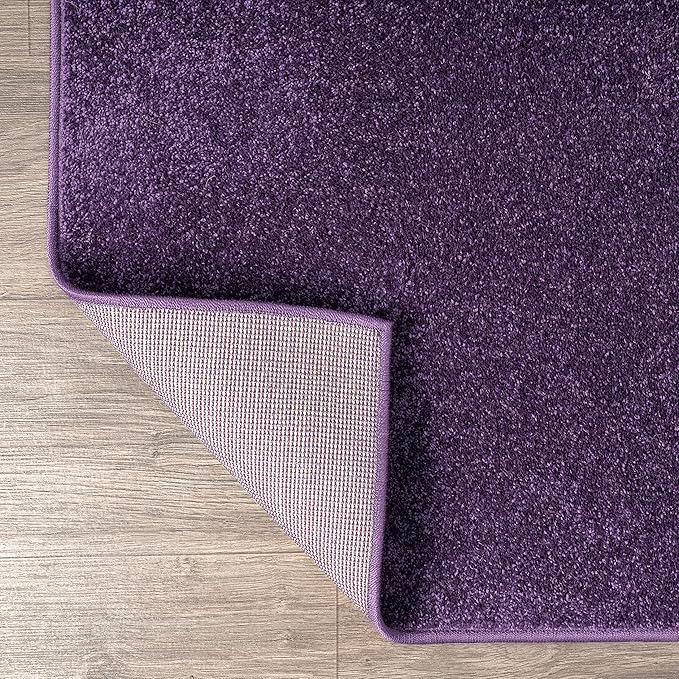 JONATHAN Y Haze Solid Low-Pile Purple 4' Round Indoor Area Rug, Coastal,Bohemian,Minimalist,Classic, Easy-Cleaning for Living Room,Bedroom,Kitchen,Pet Friendly,Non-Shedding (SEU100N-4R)