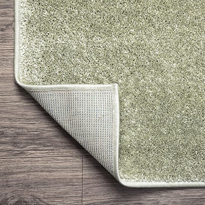 JONATHAN Y Haze Solid Low-Pile Green 7x7 Square Indoor Area Rug, Coastal,Bohemian,Minimalist,Classic, Easy-Cleaning for Living Room,Bedroom,Kitchen,Pet Friendly,Non-Shedding (SEU100O-7SQ)