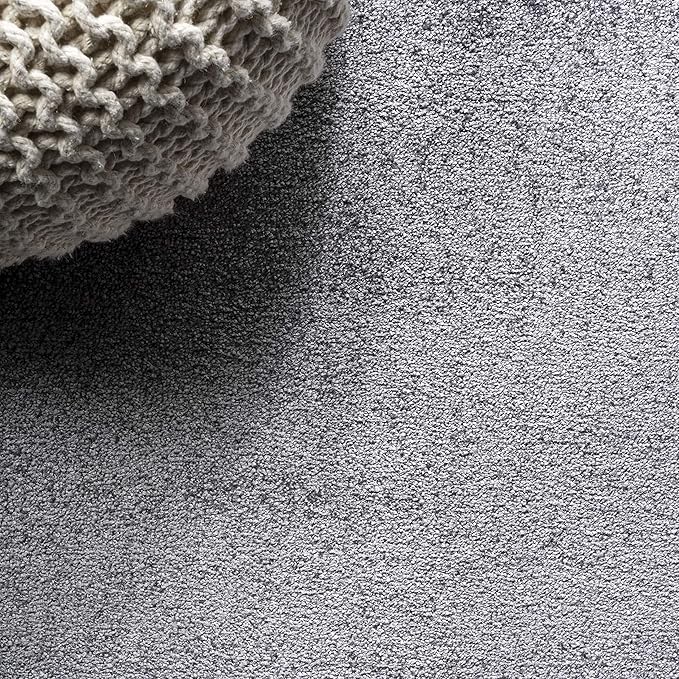 JONATHAN Y Haze Solid Low-Pile Gray Indoor Area Rug 8x10, Coastal,Bohemian,Minimalist,Classic, Easy-Cleaning for Living Room,Bedroom,Kitchen,Pet Friendly,Non-Shedding (SEU100A-8)