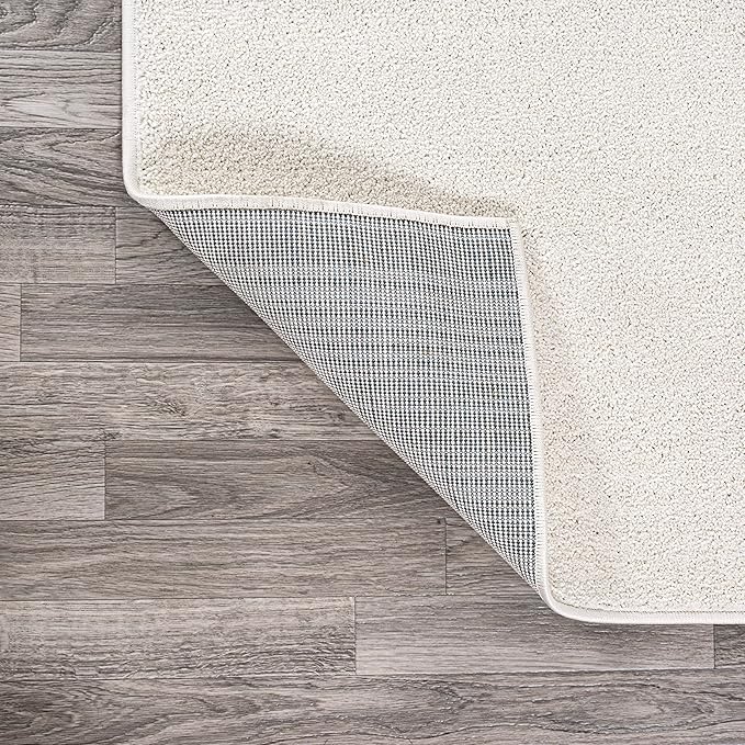 JONATHAN Y Haze Solid Low-Pile Cream 6' Round Indoor Area Rug, Coastal,Bohemian,Minimalist,Classic, Easy-Cleaning for Living Room,Bedroom,Kitchen,Pet Friendly,Non-Shedding (SEU100T-6R)