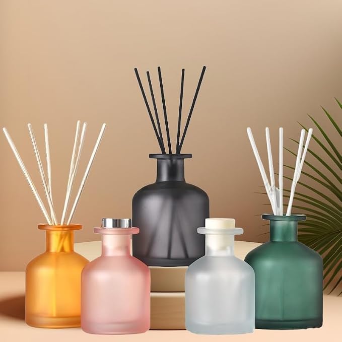 250ml Frosted White Empty Glass Reed Diffuser Bottles,Diffuser Bottle for Essential Oils,Aromatherapy Container for DIY Replacement Diffuser,Reed Sticks,Crafts Decor,Small Flower Vase