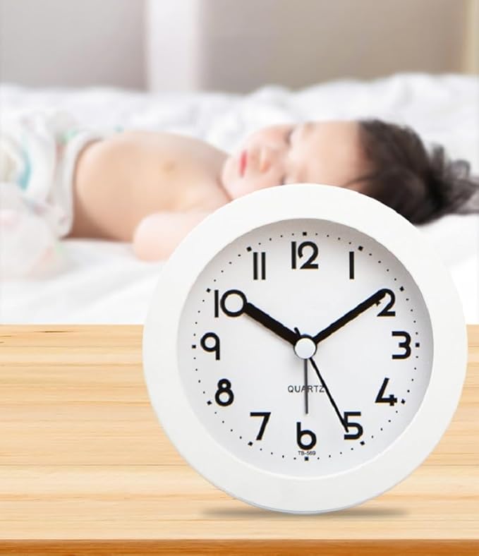 HIQU and HIST Alarm Clock with Backlight, 4 Inches White Desk Clock (White)