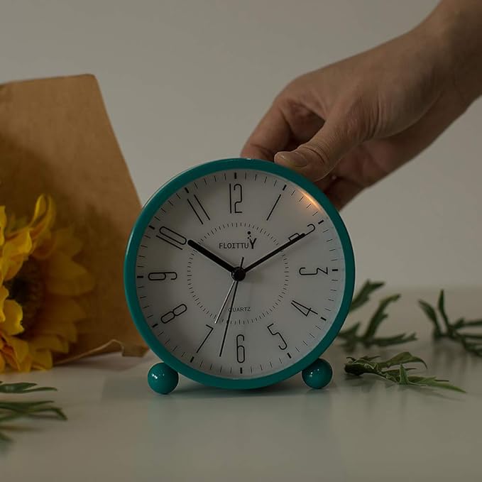 FLOITTUY Super Silent Metal Alarm Clock,Beep Wake Round Alarm Clock with Night Light,Battery Operated,Easy Set,Simple & Retro for Desk, Bedroom and Home Decoration(Lake Blue)