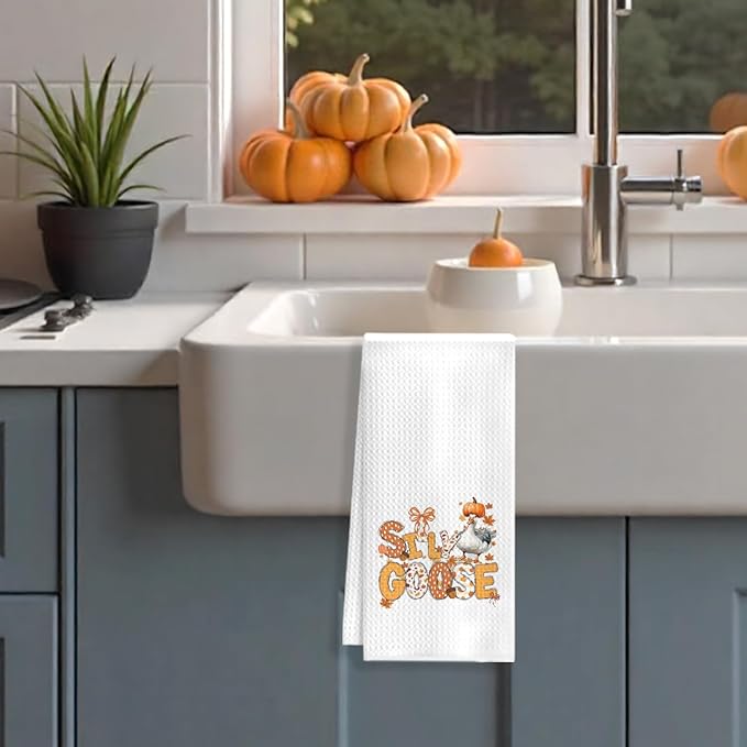 Funny Goose Fall Kitchen Towels, Goose Lover Gifts Dish Tea Towels for Kitchen Decor, Retro Autumn Farm Animal Geese Decorative Hand Towel for Bathroom, 16x24 Inches
