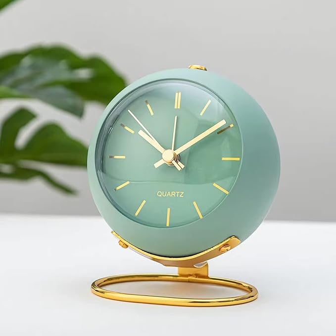 SHISEDECO Small Tableclocks Classic Non-Ticking Tabletop Alarm Clock with Night Light, Battery Operated Deskclock with HD Glass for Living Room Bedroom Bedside Indoor Decor (RN- Green)
