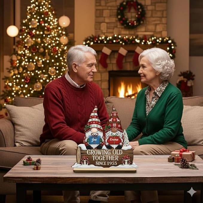 NAZENTI Personalized Growing Old Together Gnome Wooden Plaque for Couples, Custom with Names and Year, Christmas Decorations, Anniversary