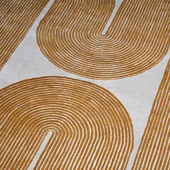 Modern Handmade Wool Area Rug, Abstract Curved Line Geometric Carpet for Living Room Bedroom, Contemporary Tufted Indoor Rug with Soft Pile and Cotton Backing (Gold, 8' x 12')