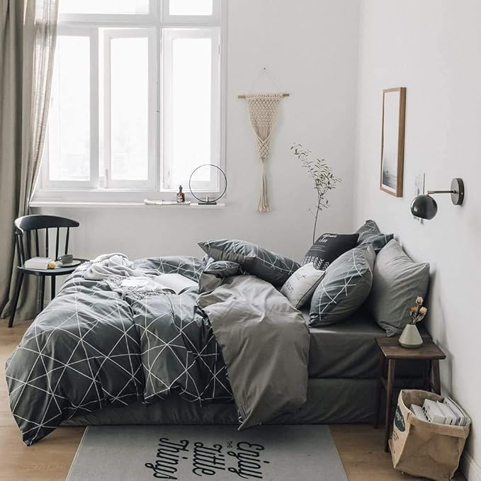 LifeTB Grey Plaid Comforter Set Queen Geometric Plaid Bedding Comforter Set 3 Pieces Plaid Grid Comforter with 2 Pillowcases Fluffy Soft Checkered Pattern Comforter Set for All Season Queen Size