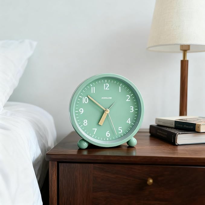 AOKILOM Analog Alarm Clock, Non-Ticking Silent Travel Small Clock, Battery Operated with On-Demand Light, Easy Set Gentle Wake, Ideal Decor for Bedroom, Bedside, Desk,Office (Mint Green)