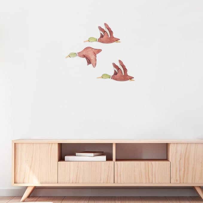 TOYANDONA 3pcs Wood Bird Wall Ornament Flying Bird Wall Decor for Living Room Modern Wooden Sculpture Set Rustic Home Art