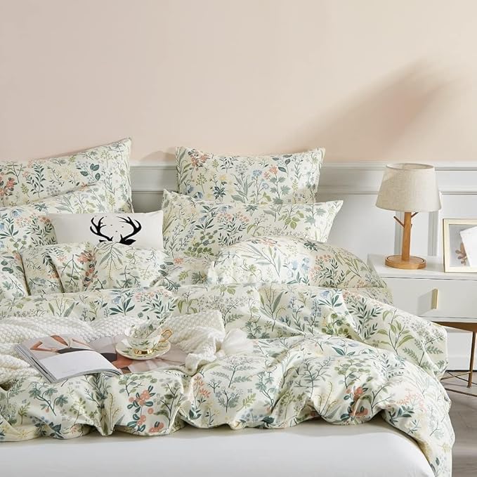 Vintage Botanical Floral Comforter Set Full Size Aesthetic Cute Flowers Comforter Fluffy Soft Boho Garden Floral Bedding Comforter with 2 Pillowcases Girls Cottagecore Comforter Set for All Seasons