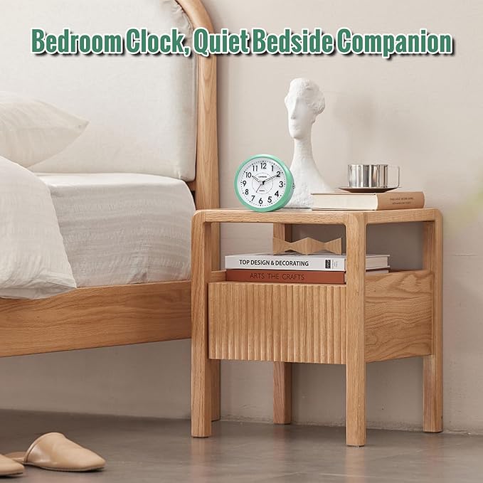Lamisola 4 Inch Analog Battery Alarm Clock for Seniors, Small Desk Bedside Nightstand Vintage Clock, Alarm Clocks for Bedrooms Bathroom Kithchen Home Office Decor, Large Display for Elderly, Mint