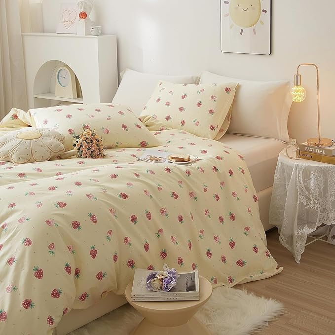 HighBuy Girls Strawberry Comforter Set Twin XL Soft Comforter for Kids Teens Cute Fruit Bedding Comforter Kawaii Bedding Set Toddler Comforters Flurry 3 Piece with 2 Pillowcases for Children Twin XL