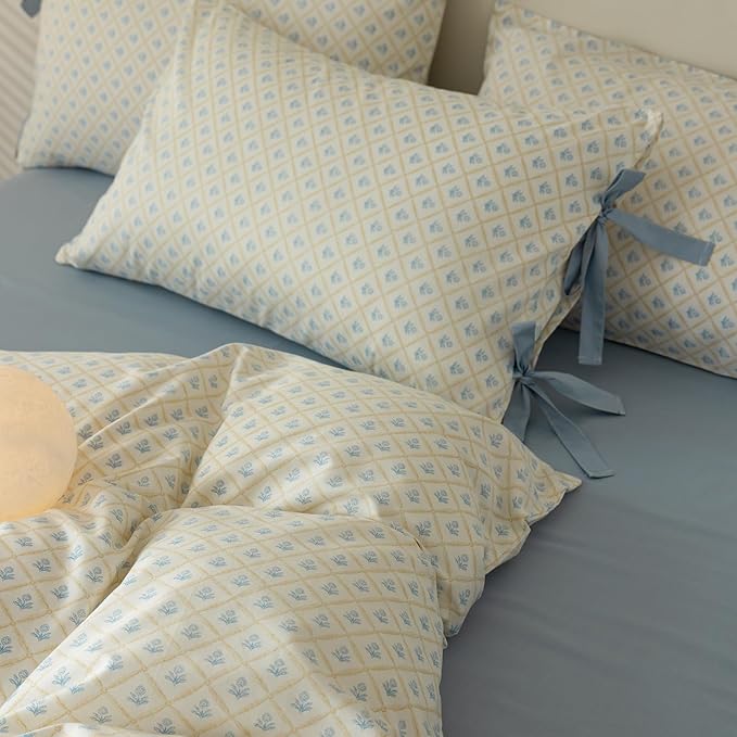 LifeTB Blue Floral Comforter Set Twin XL Cute Flower Comforter Set Cottagecore Botanical Bedding Comforter Twin XL for Teens Girls Aesthetic White Blue Grid Comforter with 2 Bow Ties Pillowcases