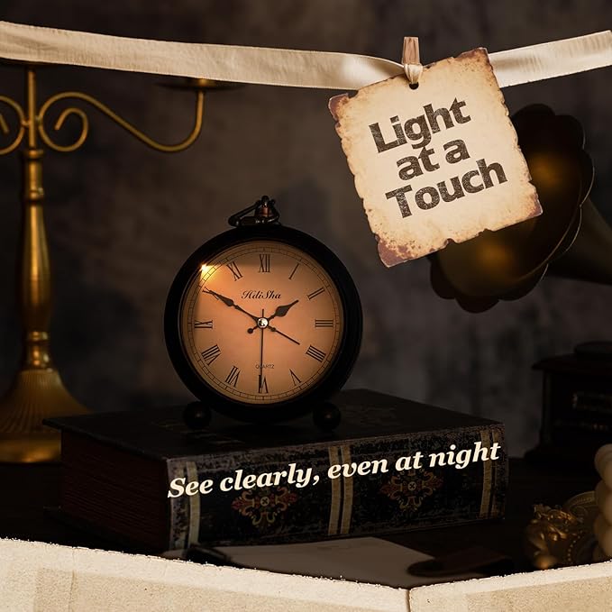 Hdisha Vintage Alarm Clock, 5 inch Battery Operated Silent Non Ticking Snooze Small Clock with Night Light, Old Fashioned Desk Clock Decor for Bedroom, Bedside, Living Room, Room (Roman)