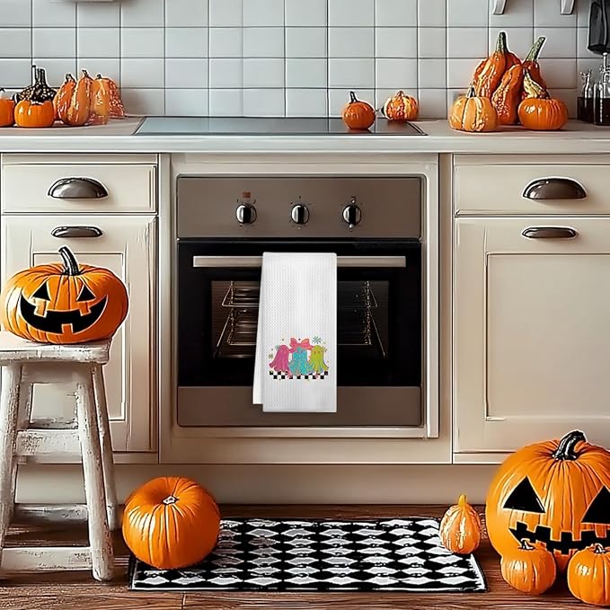 Halloween Ghost Kitchen Towels, Coquette Pink Bow Ghost Dish Tea Towels for Kitchen Decor, Trendy Spooky Halloween Decorative Hand Towel for Bathroom, 16x24 Inches