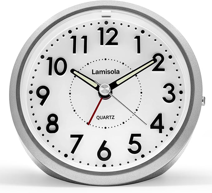Lamisola 4 Inch Analog Battery Travel Alarm Clocks for Bedrooms, Small Desk Clock, Alarm Clocks for Bedrooms Bathroom Kithchen Home Office, Old School Bedside Table Nightstand Clock Decor, Silver