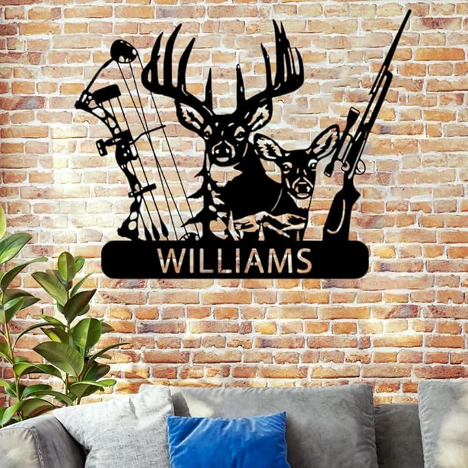 Personalized Deer Hunting Metal Sign, Custom Family Name Plaque for Hunters, Rustic Cabin Lodge Wall Art, Hunting Outdoor Christmas Decorations, Gift for Men, Fathers and Wildlife Lovers