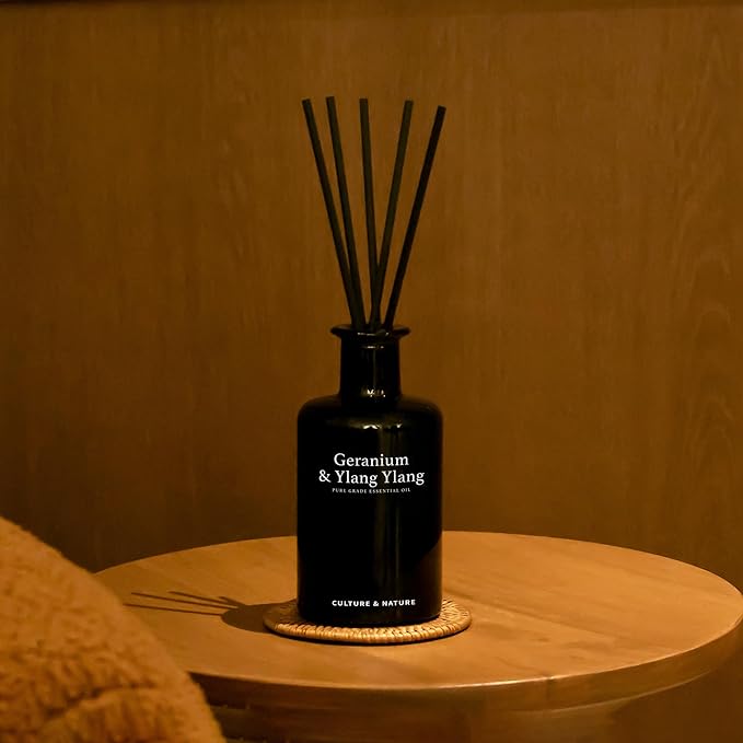 CULTURE & NATURE Pure Grade Essential Oil Diffuser (Geranium & Ylang Ylang)