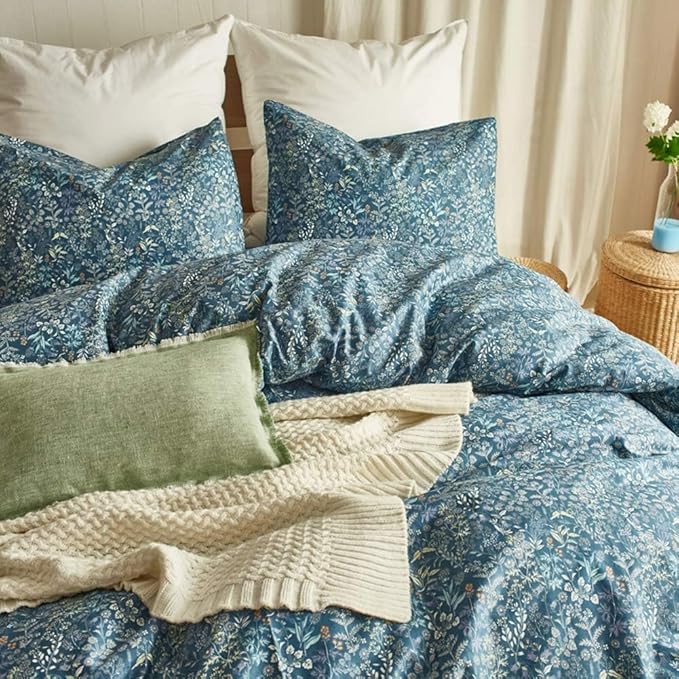 LifeTB Blue Floral Comforter Twin XL Size Fluffy Floral Comforter Set for Girls Women Blue Flower Leaves Cottagecore Bedding Comforter Set 1 Flower Comforter with 2 Pillowcases for All Seasons