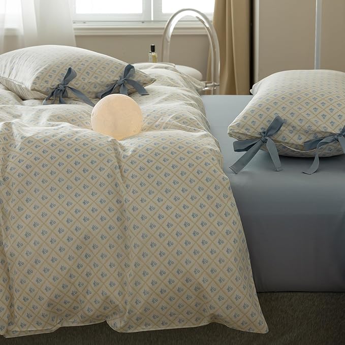 HighBuy Blue Flowers Comforter Set Queen Girl Grid Floral Garden Botanical Comforter Set Queen Boho Coquette Bedding Comforter Sets with 2 Bowknot Bow Tie Pillowcases Soft Fluffy