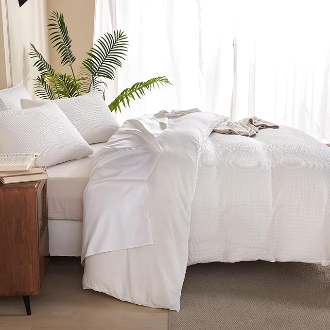 Duvet Cover King Striped White Soft Luxury Washed Jacquard Microfiber Stripes Pattern 3 Pieces Bedding Set for All-Season with Zipper Closure, Lightweight Comfort Breathable