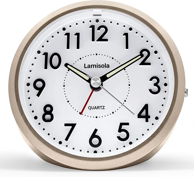 Lamisola Small Alarm Clocks for Bedrooms, 4 Inch Analog Battery Desk Clock, Retro Clock for Bedroom Decoration, Slient, Large Display for Seniors, Loud Alarm Clock for Heavy Sleepers, Champagne Gold