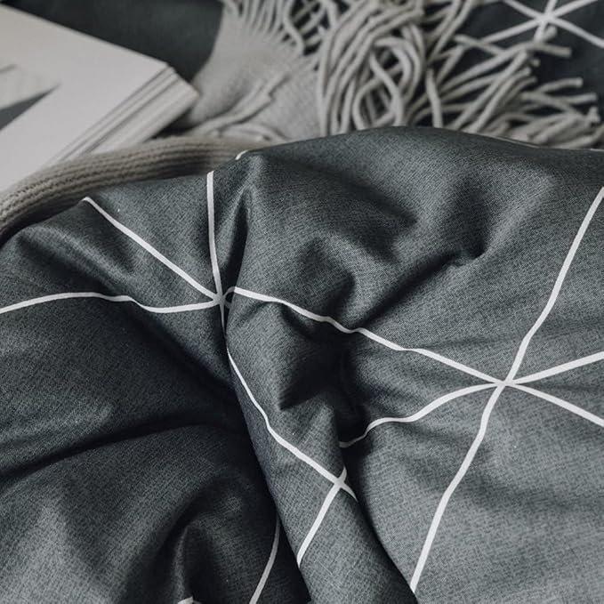 LifeTB Grey Plaid Comforter Set Queen Geometric Plaid Bedding Comforter Set 3 Pieces Plaid Grid Comforter with 2 Pillowcases Fluffy Soft Checkered Pattern Comforter Set for All Season Queen Size