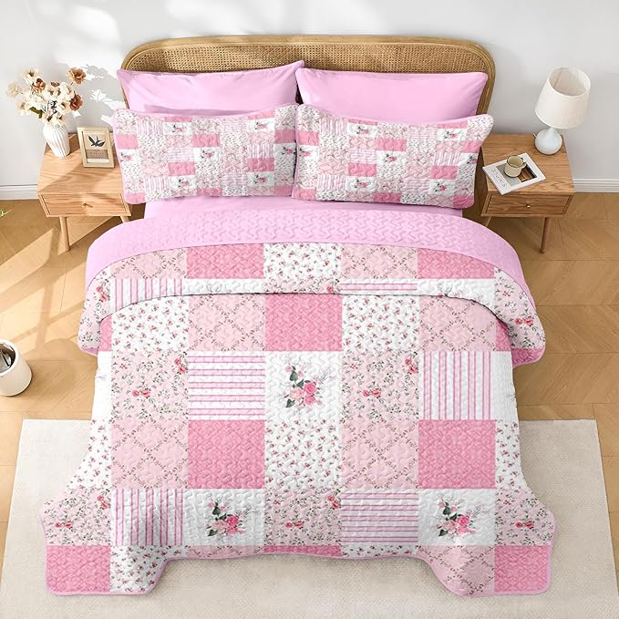 Quilt Set Twin Size, Pink Patchwork Flowers 2 Pcs Soft Bed Cover Bedding Set, Garden Floral Lightweight Bedspread Coverlet with Pillow Sham for All Season