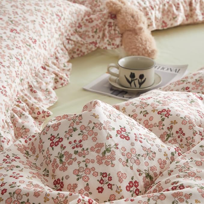 LifeTB Pink Ruffle Comforter Set Full Size Girls Floral Bedding Comforter Set Soft Comfy Cottagecore Flowers Bedding Set Vintage Botanical Floral Bed Comforter with 2 Pillowcases for All Season