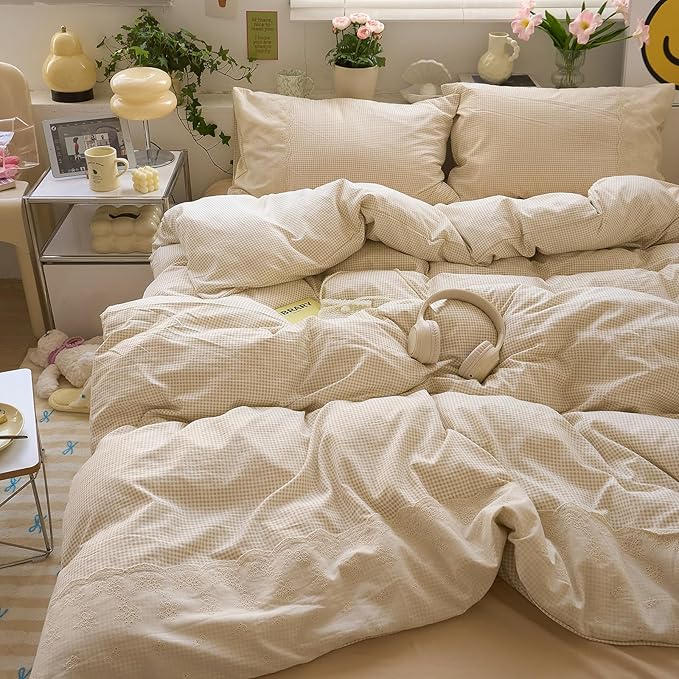 LifeTB Tan Gingham Comforter Set Twin XL Princess Lace Style Vintage Plaid Checkered Comforter with 2 Pillowcases Fluffy Soft Breathable Farmhouse Grid Bedding Set Beige Taupe Plaid Comforter Set