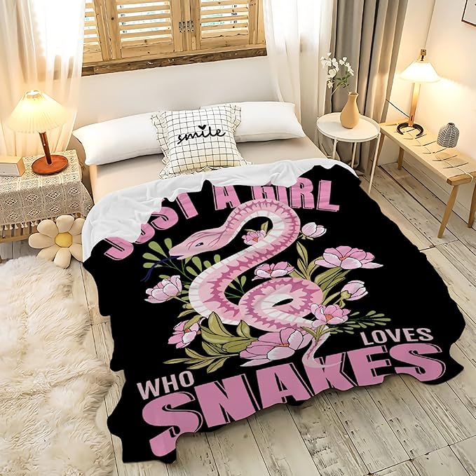 Just A Girl Loves Snakes Blanket Lightweight Cozy Flannel Fleece Throw Blanket Best Gift Home Decor for Bed Couch Outdoor Camping 50"x40" S for Kids