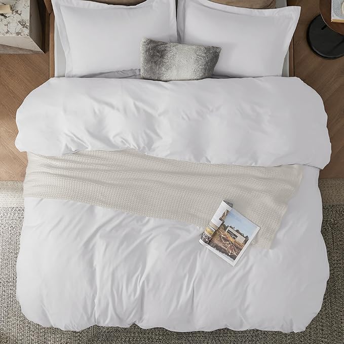 Bedsure Duvet Cover California King Size - Only Includes 1 Duvet Cover (104"x98"), Hotel Luxury Soft Double Brushed All Season Bedding for Kids & Adults, Zipper Closure, NO Comforter, White
