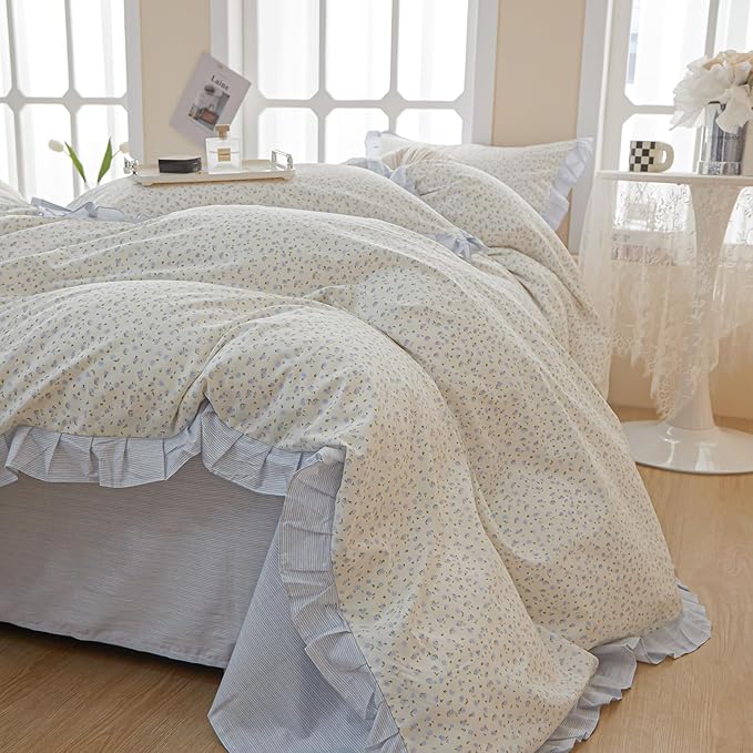 Blue Floral Comforter Set Full White Soft Ruffle Comforter Set Fluffy Cottagecore Floral Bedding Set for Girls Women Vintage Flowers Botanical Comforter with 2 Pillowcases for All Seasons Full Size