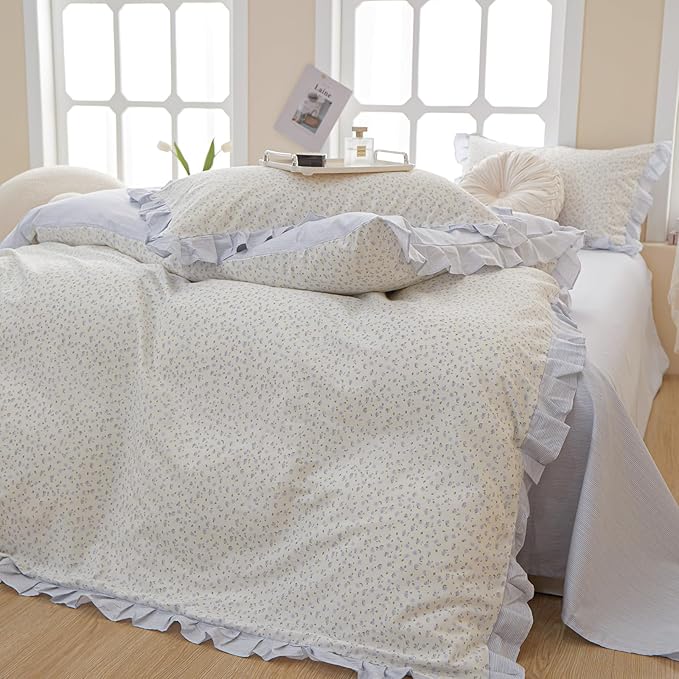 LifeTB Blue Floral Comforter Set Queen Romantic Ruffle Comforter Set Coquette Bedding Comforter for Girls Women Comfy Fluffy Boho Cottagecore Bedding Blue Flowers Comforter Set with 2 Pillowcases