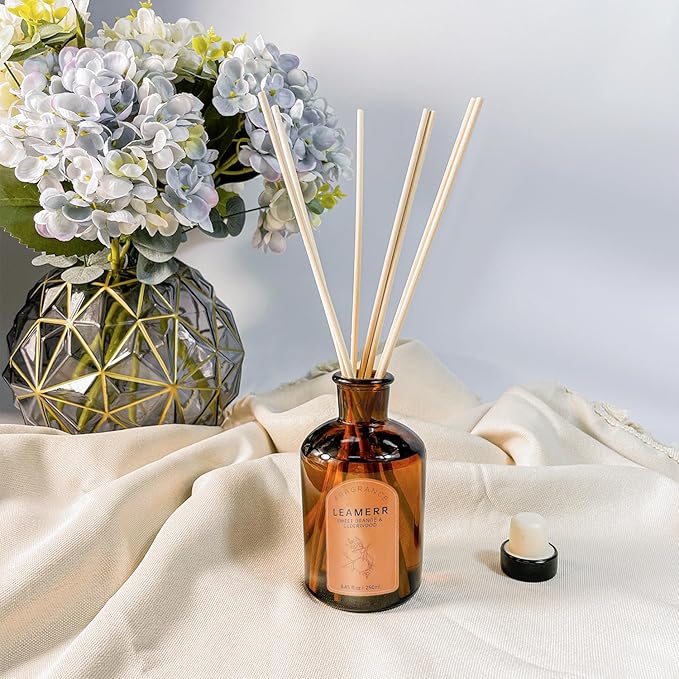 LEAMERR Premium Reed Diffuser Set - 8.8 oz (250 ml) Bedroom Bathroom Living Room Home Fragrance Products Sweet Orange&CEDERWOOD Scent 1 Pack