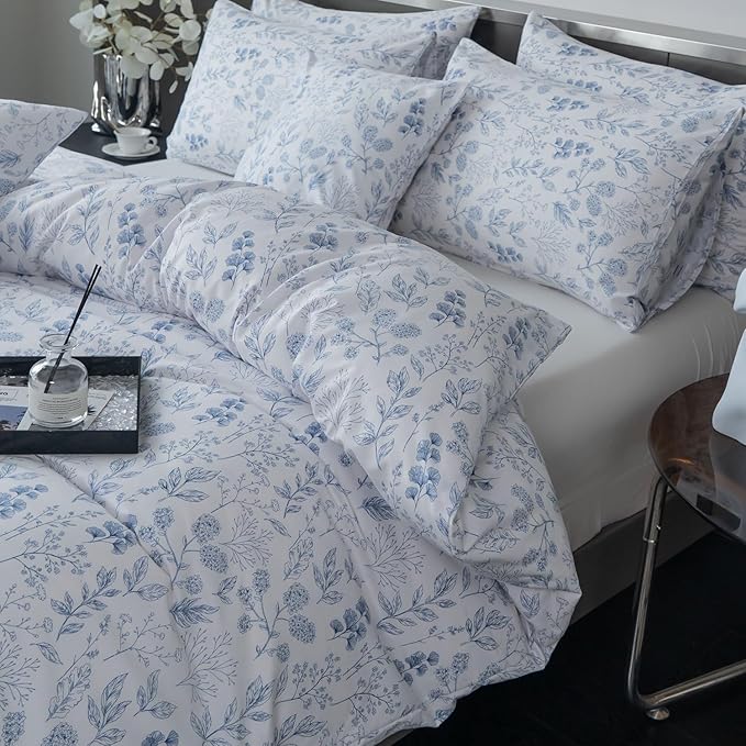 King Size Floral Comforter Set 3 Pieces Soft Chic Garden Style Blue Print Lightweight Botanical Flower Comforter Set for All Seasons 1 Comforter and 2 Pillowcases
