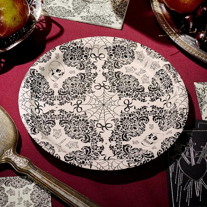 xo, Fetti Romantic Horror Paper Plates | 25 pcs | Gothic Party Tableware, Spooky Chic Dinnerware, Halloween Romance Decor, Dark & Elegant Party Supplies