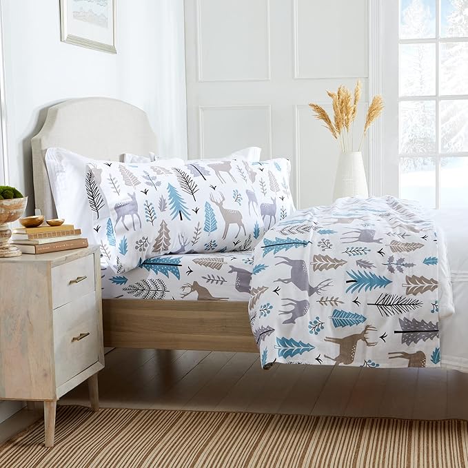 Market & Place 100% Turkish Cotton Flannel Sheet Set | 4 Piece Deep Pocket Novelty Cozy Winter Bed Sheets | Double Brushed for Extra Softness & Comfort | Alpine Collection (Queen, Holiday Deer)