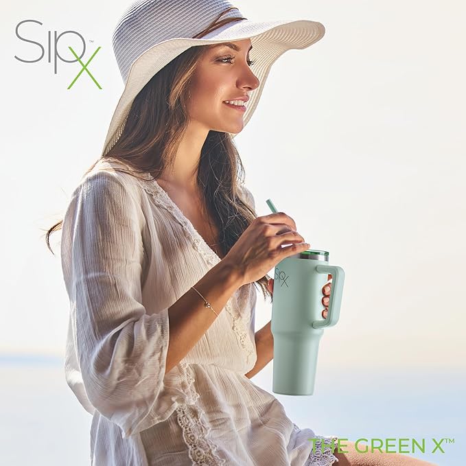 SIPX™ 30 oz Insulated Tumbler with Handle & Straw – Vacuum Insulated Stainless Steel, Leakproof, Cupholder Friendly – Perfect for Iced Coffee, Water & Travel – Green