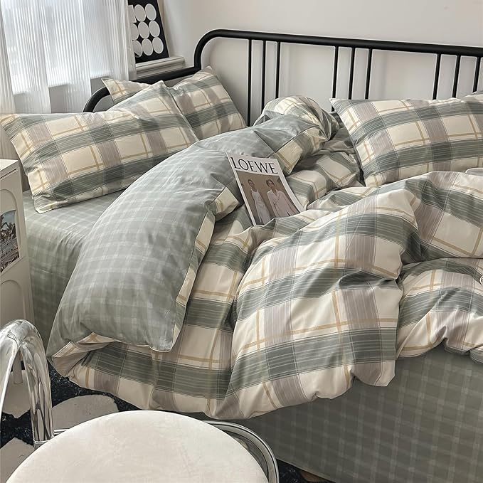 Plaid Queen Comforter Set Geometric Plaid Grid Comforter Set Fluffy Microfiber Bedding Comforter Farmhouse Checkered Comforter Set for All Season 3 Piece Plaid Bedding Comforter Set Queen Size Set