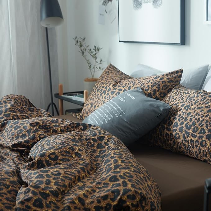 Leopard Print Twin XL Comforter Set 3 Pieces Animal Cheetah Printed Comforter with 2 Pillowcases Fluffy Soft Microfiber Bedding Set Farmhouse Leopard Comforter Set Boho Bed Comforter Twin XL Size