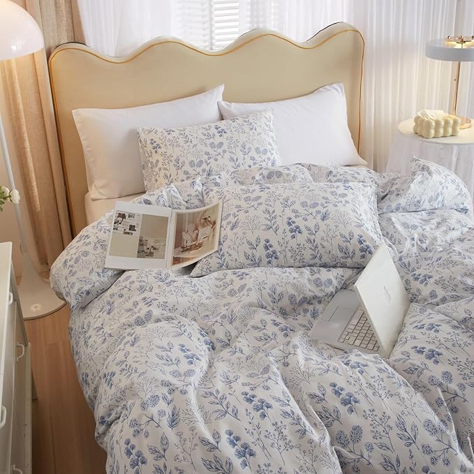 Vintage Flower Comforter Set King Blue Floral Bedding Comforter Cottagecore Flower Botanical Comforter Set Fluffy Soft Coquette Bedding King Size Lightweight Boho Floral Comforter with 2 Pillowcases