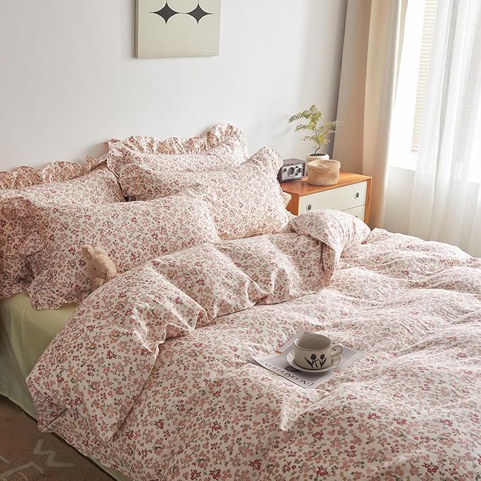 Girls Floral Comforter Set Twin XL Pink Red Flower Comforter Boho Vintage Floral Bedding Comforter with 2 Ruffle Pillow Shams Botanical Bedding Cottagecore Comforter Set Twin XL Bed for Teens Girls