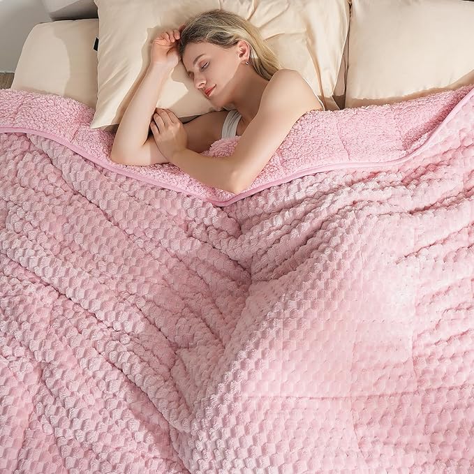 Super Soft Luxury Fleece Sherpa Weighted Blanket for Teens, 5lbs Small Weighted Lap Blanket for Adults, Turtle Shell Fuzzy Warm Throw for Winter, Compact Heavy Blanket for Better Sleep, Pink, 36"x48"