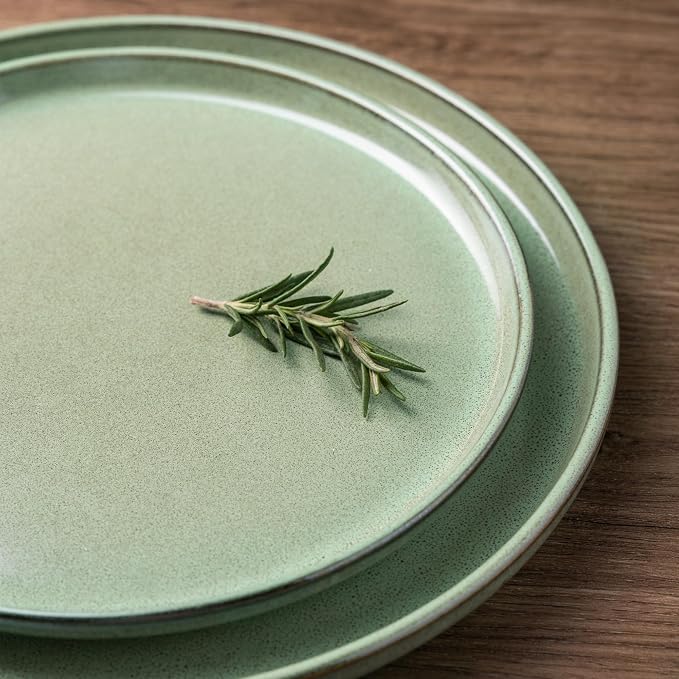 GBHOME Ceramic Dinnerware Sets for 6, 18 Pieces Stoneware Plates and Bowls Sets, Scratch Resistant Dishes, Dishwasher & Microwave Safe-Pastel Green