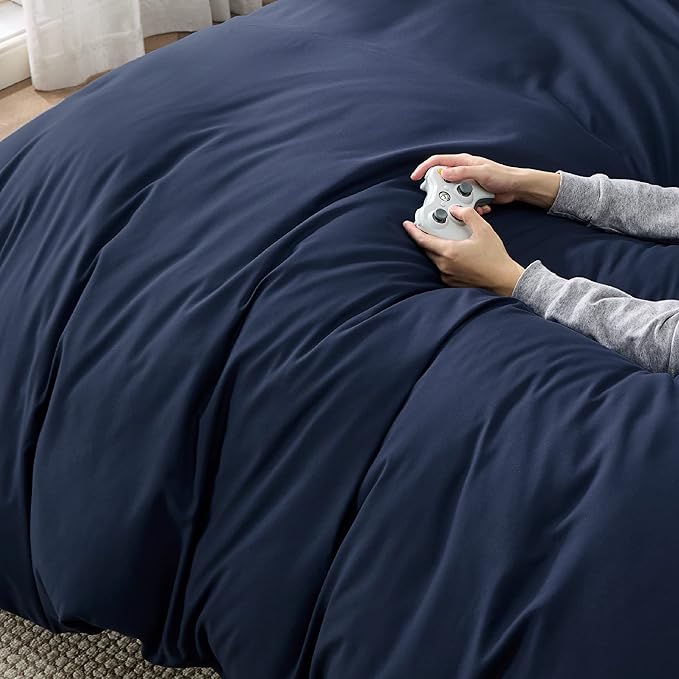 Bedsure Duvet Cover Full Size - Soft Double Brushed Bedding Set for Kids & Adults, Zipper Closure, 3 Pieces, Includes 1 Duvet Cover (80"x90") & 2 Pillow Shams, NO Comforter, Navy Blue
