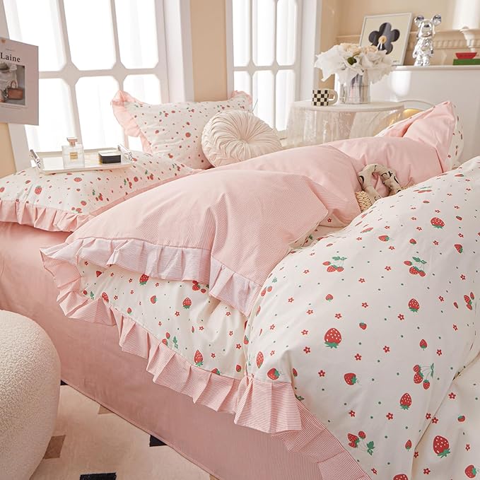 Pink Ruffle Duvet Cover Full Cute Strawberry Duvet Cover Girls Princess Lace Bedding Set Cotton Ruffled Comforter Cover Kawaii Strawberry Fruits Print Lace Bedding Comforfer Cover with 2 Pillowcases