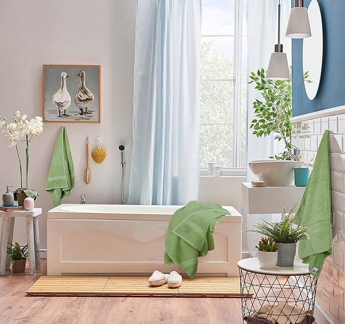 Utopia Towels 8 Piece Luxury Towel Set – Majestic Plush, Super Absorbent & Quicker-to-Dry, Thick 100% Ring Spun Cotton Towels for Bathroom, Spa & Hotel – 2 Bath, 2 Hand, 4 Washcloths, Sage Green